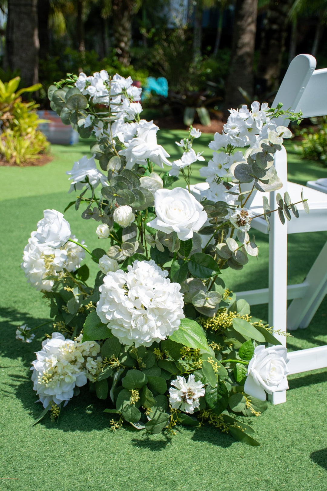The Emori Aisle Flowers - Petyls